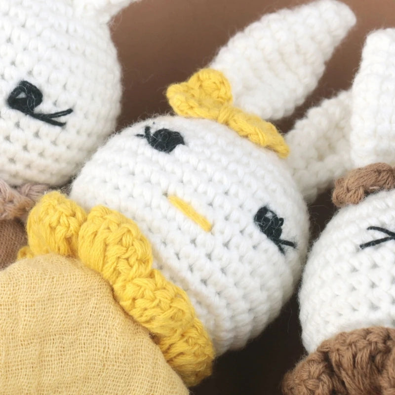 Doudou en crochet Lapin Coquet