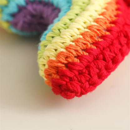 Hochet en crochet Arc-en-ciel